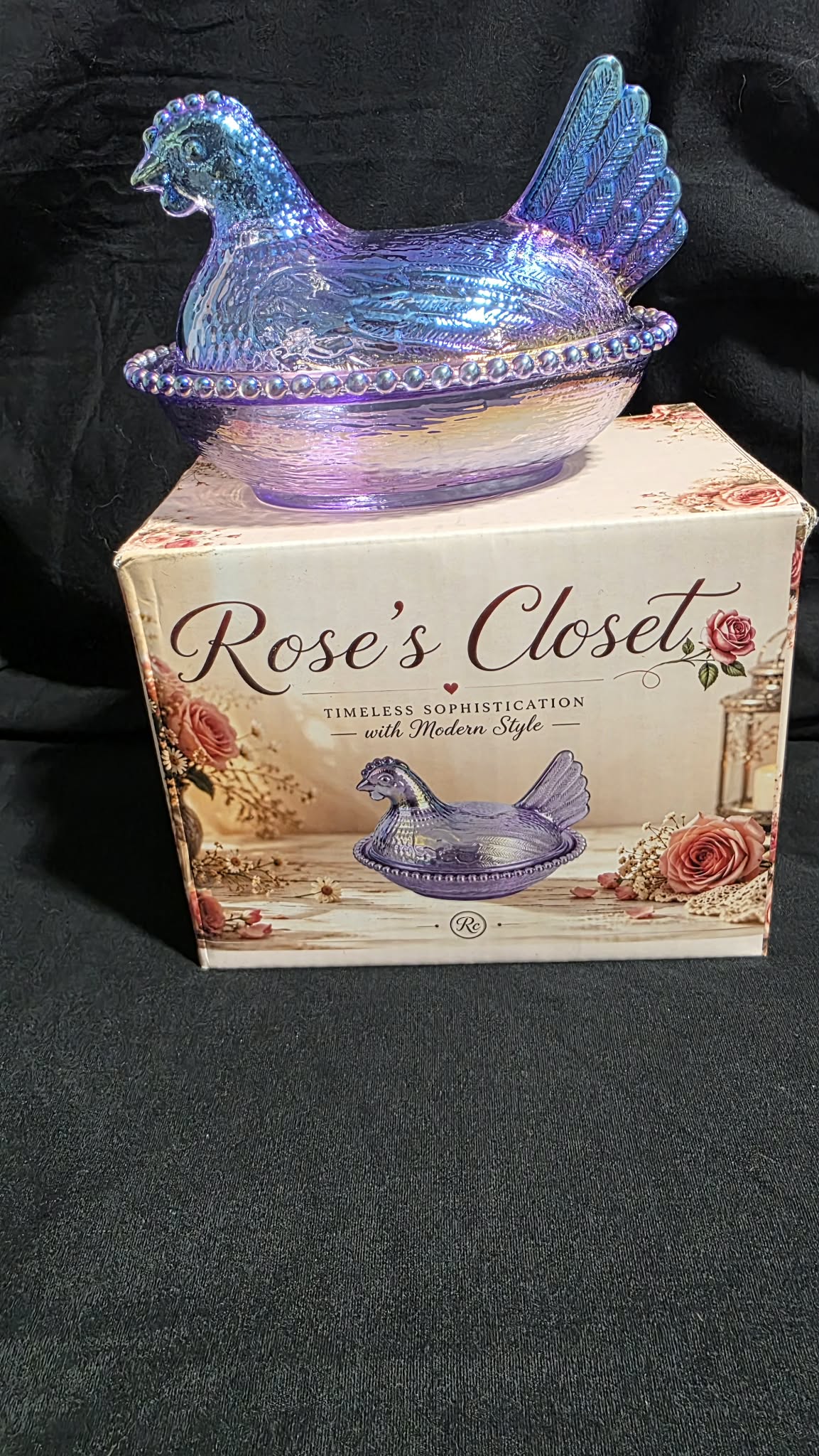 Rose’s Closet Glass 4.5" Carnival Hen on Nest – Choice of 6 Carnival Colors – Custom Gift Box – Exclusive Collection