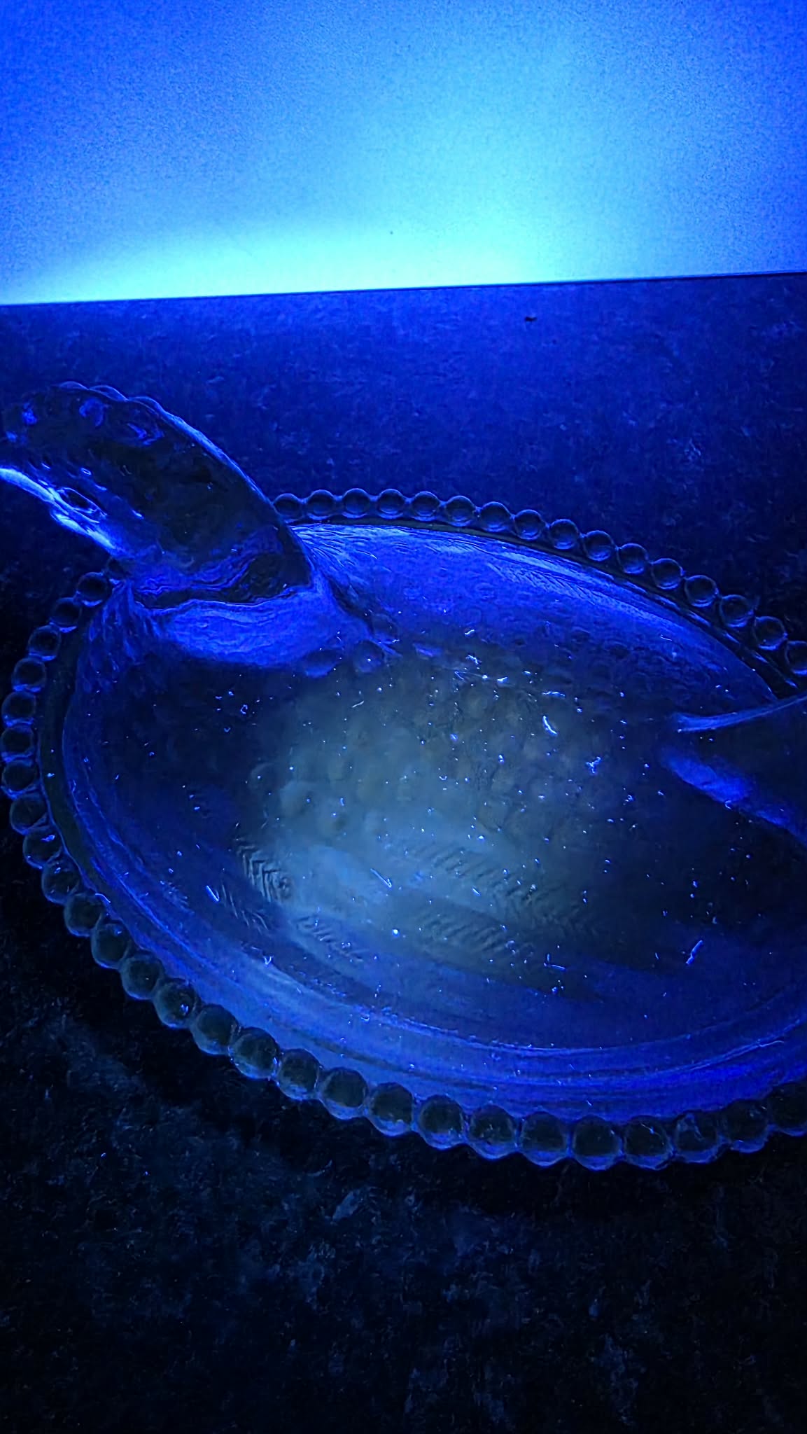 BLUE 4-Inch Hand-Sculpted Mold Hen on Nest Covered Dish WHOLESALE / BULK